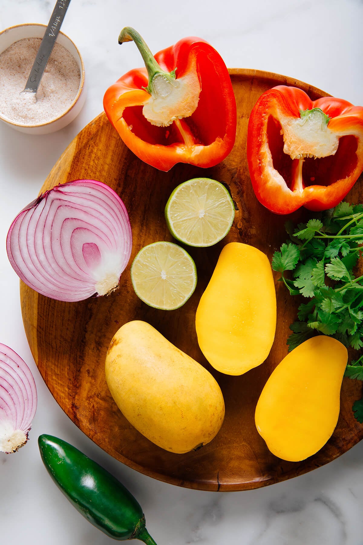 mango salsa ingredients