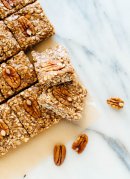 These homemade pecan granola bars are a delicious snack or breakfast! Store them in the freezer and you’ll always have a wholesome snack ready when you need it.