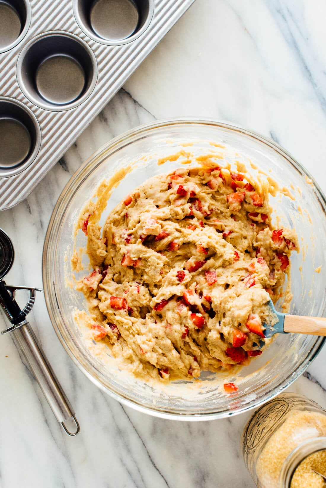 strawberry oat muffin batter